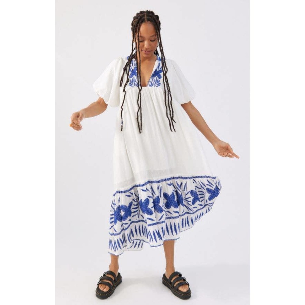 URBAN OUTFITTERS NEW In The Meadow Embroidered Maxi Dress Powder White L